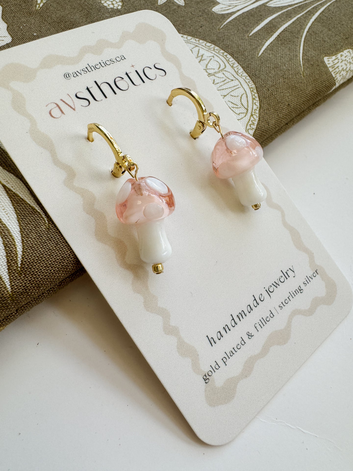 Glass Mushroom Huggies - Pink